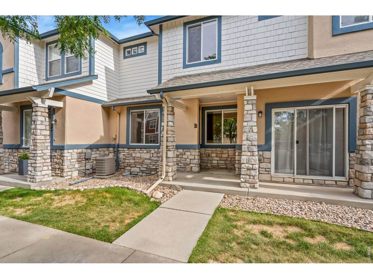 2850 Kansas Dr - Photo 1