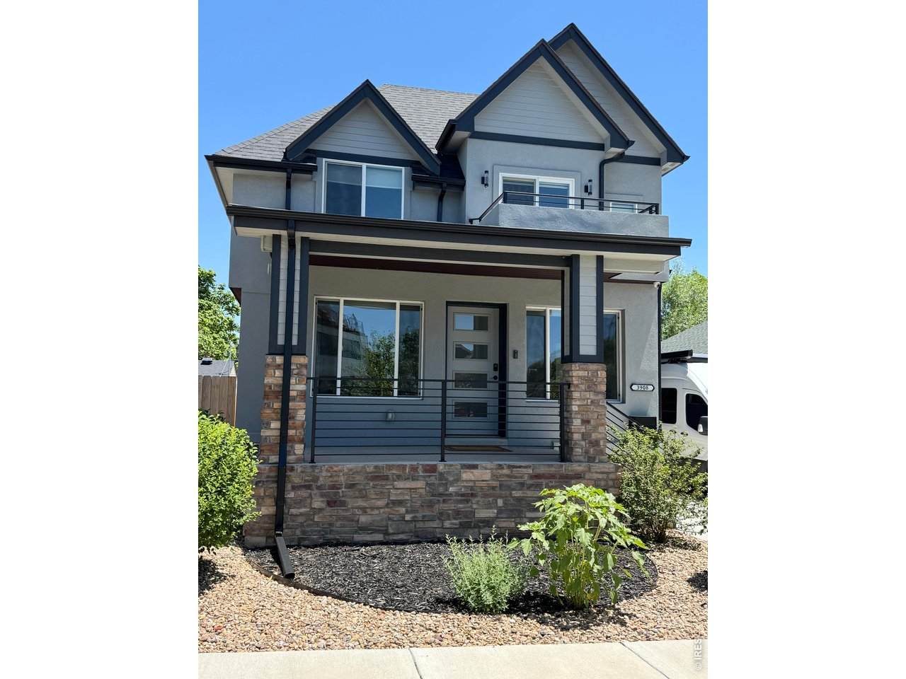 3908 Mariposa St - Photo 1