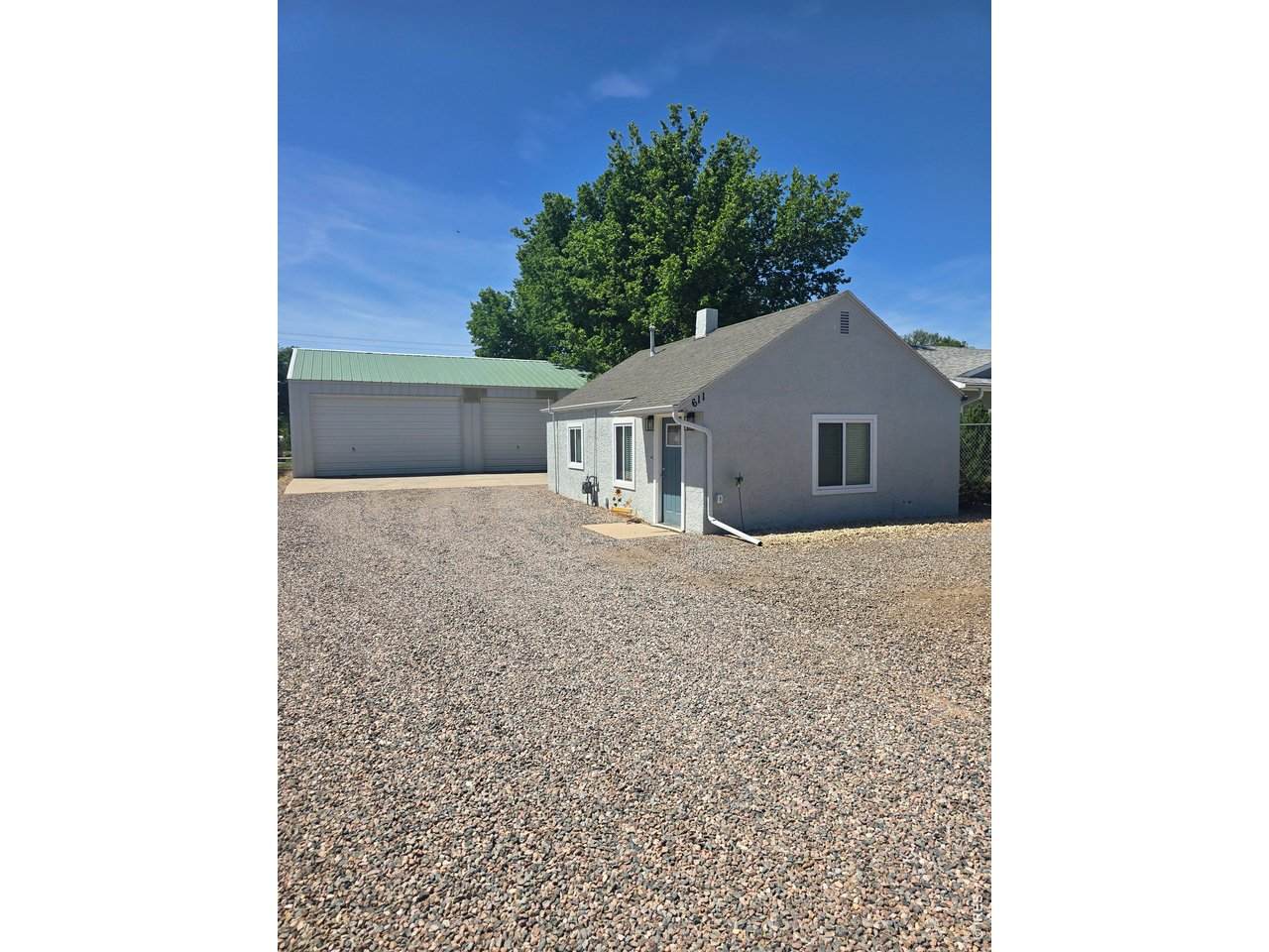 611 Jackson St - Photo 1