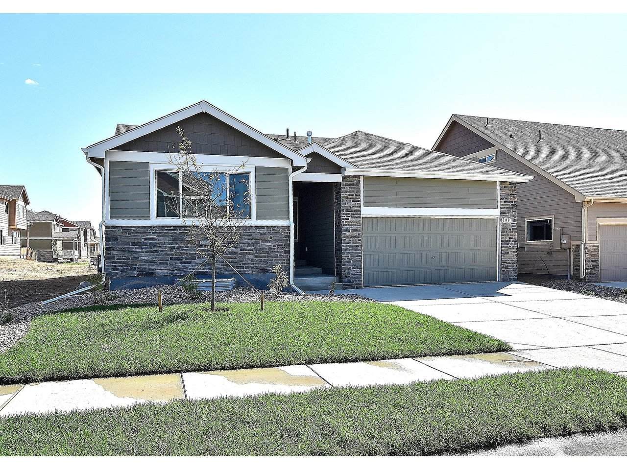2410 Jasmine Ln - Photo 1