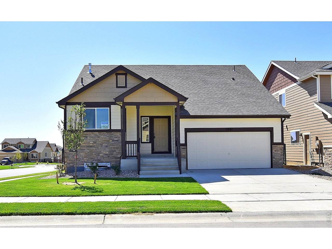 508 85th Ave - Photo 1