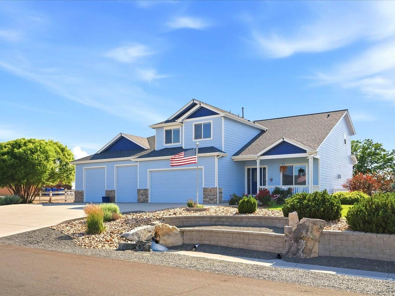 5035 Peregrine Rd - Photo 1