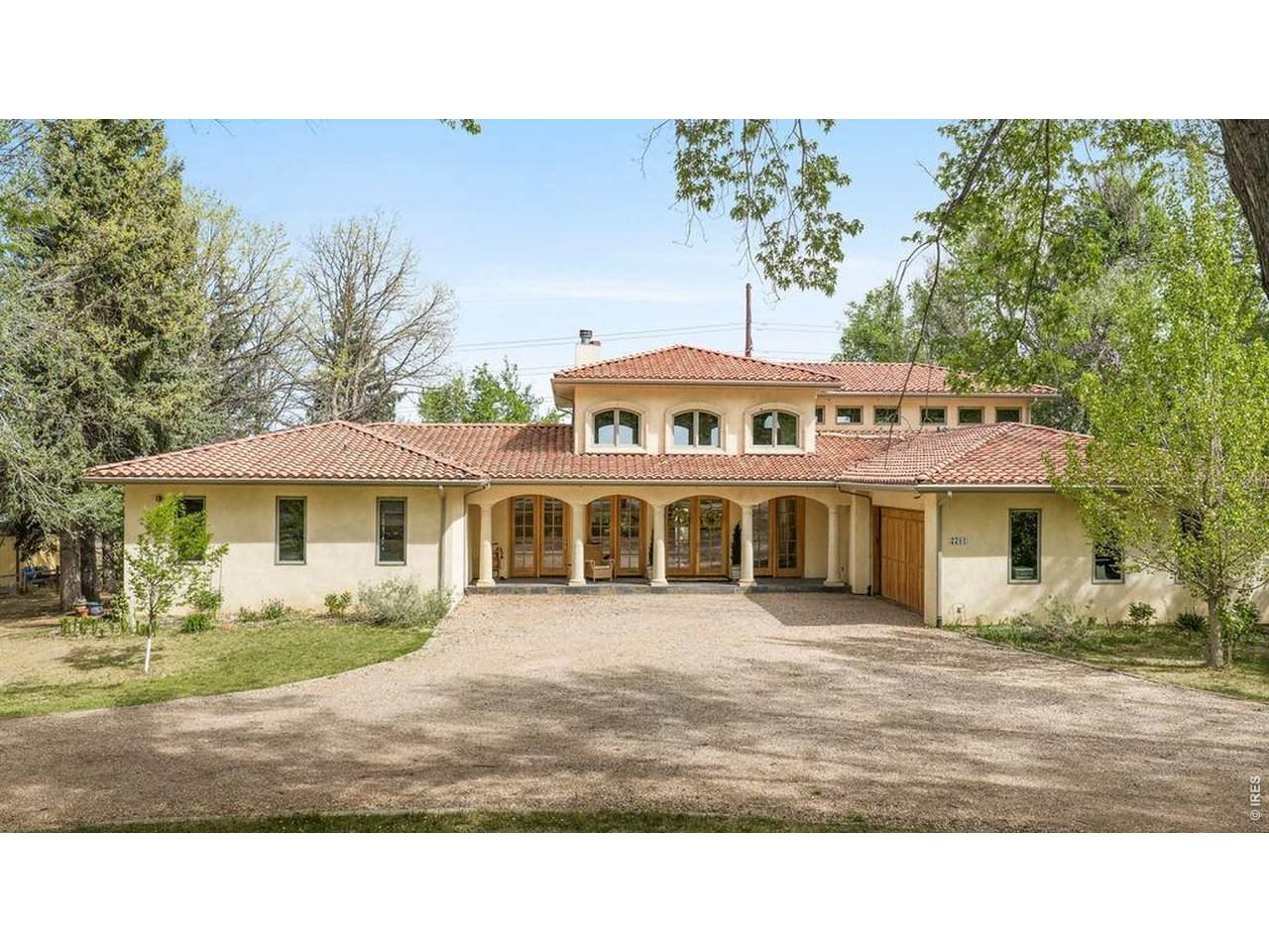 7701 Brockway Dr - Photo 1