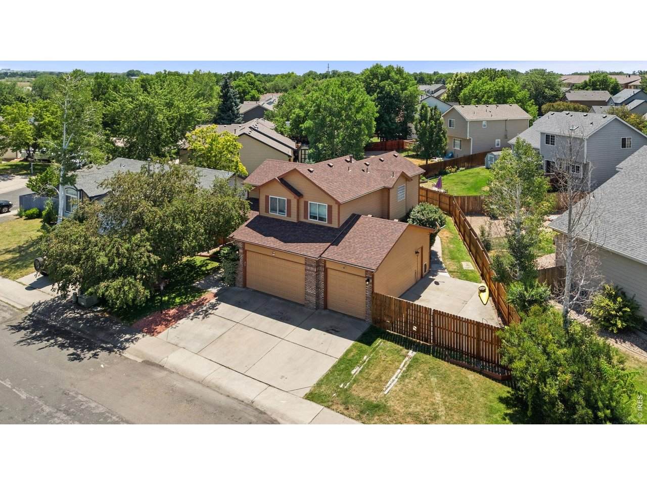 3654 Harding Dr - Photo 1