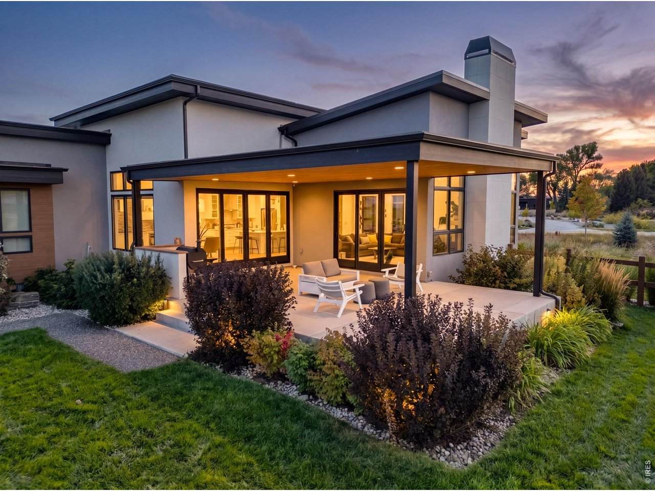 8675 Summerlin Pl - Photo 1