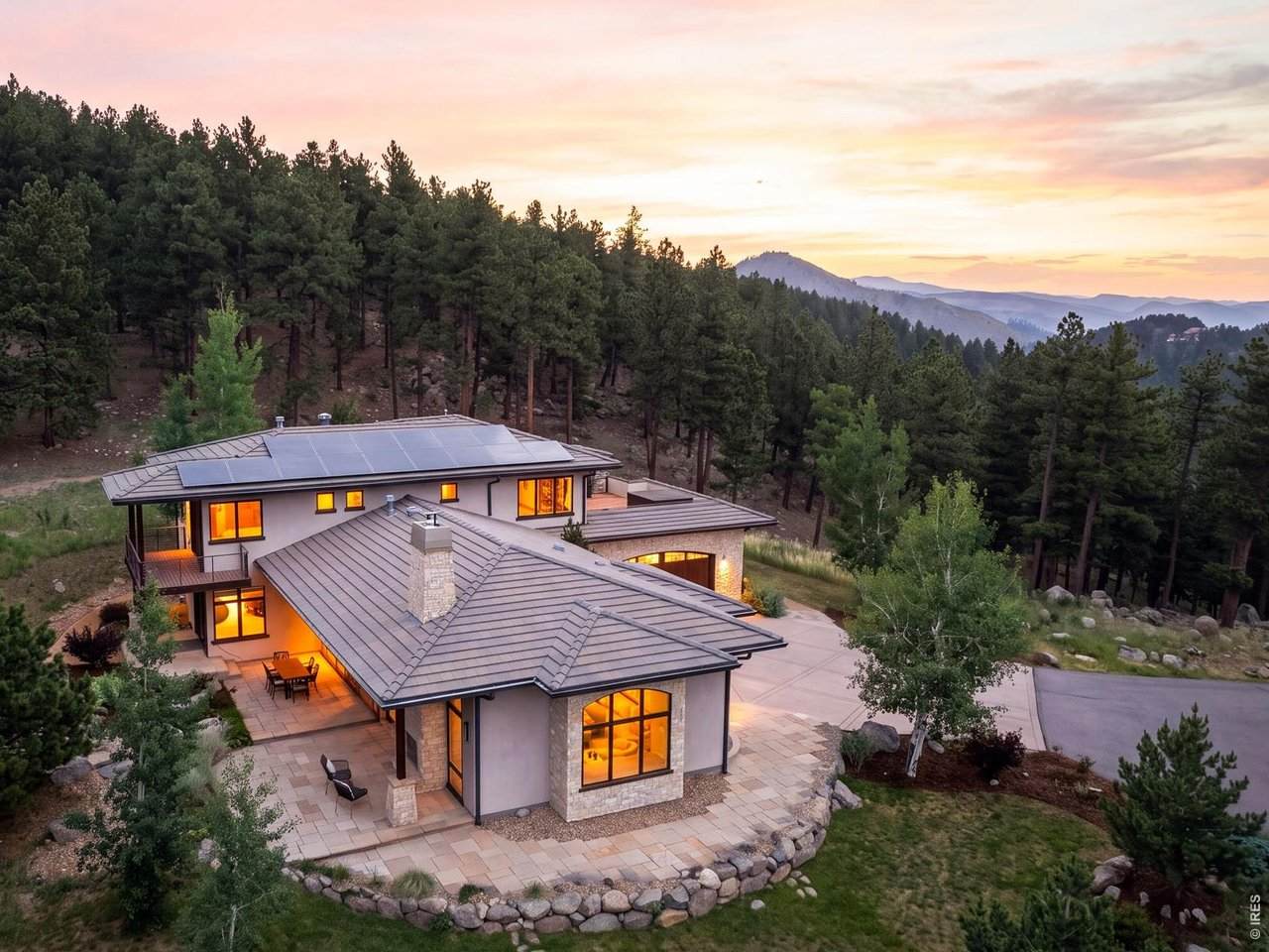 https://bt-photos.global.ssl.fastly.net/ires/orig_boomver_1_1063379-2.jpg