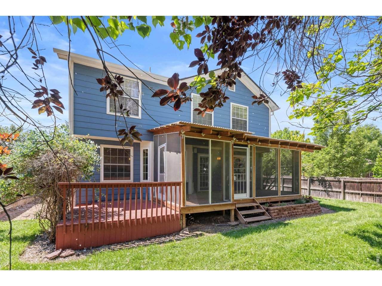 434 Pinewood Cir - Photo 1