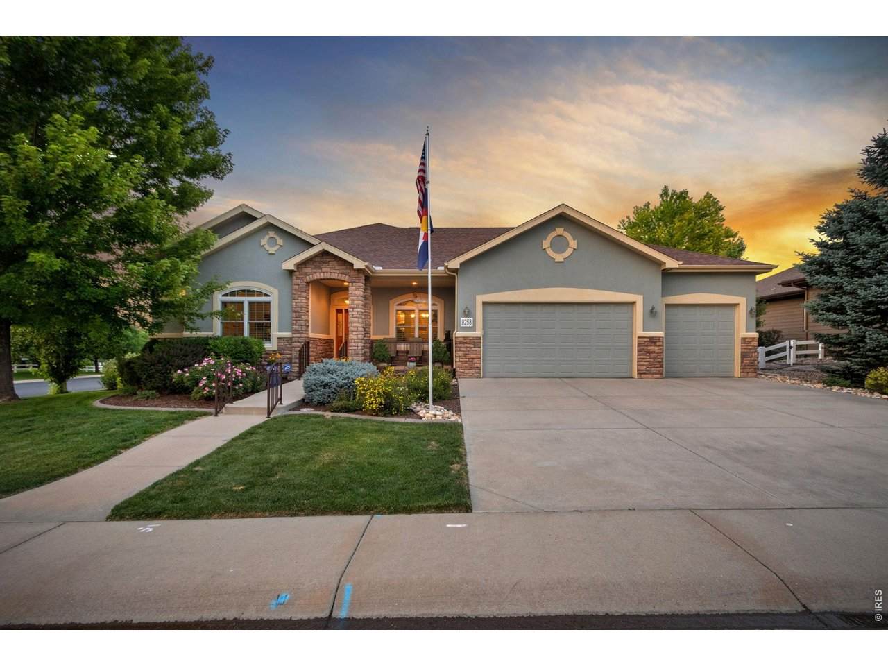 8258 Spinnaker Bay Dr - Photo 1