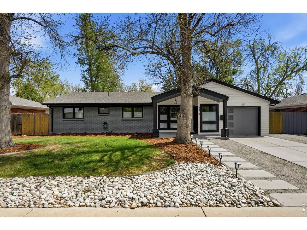 2910 19th St - Photo 1