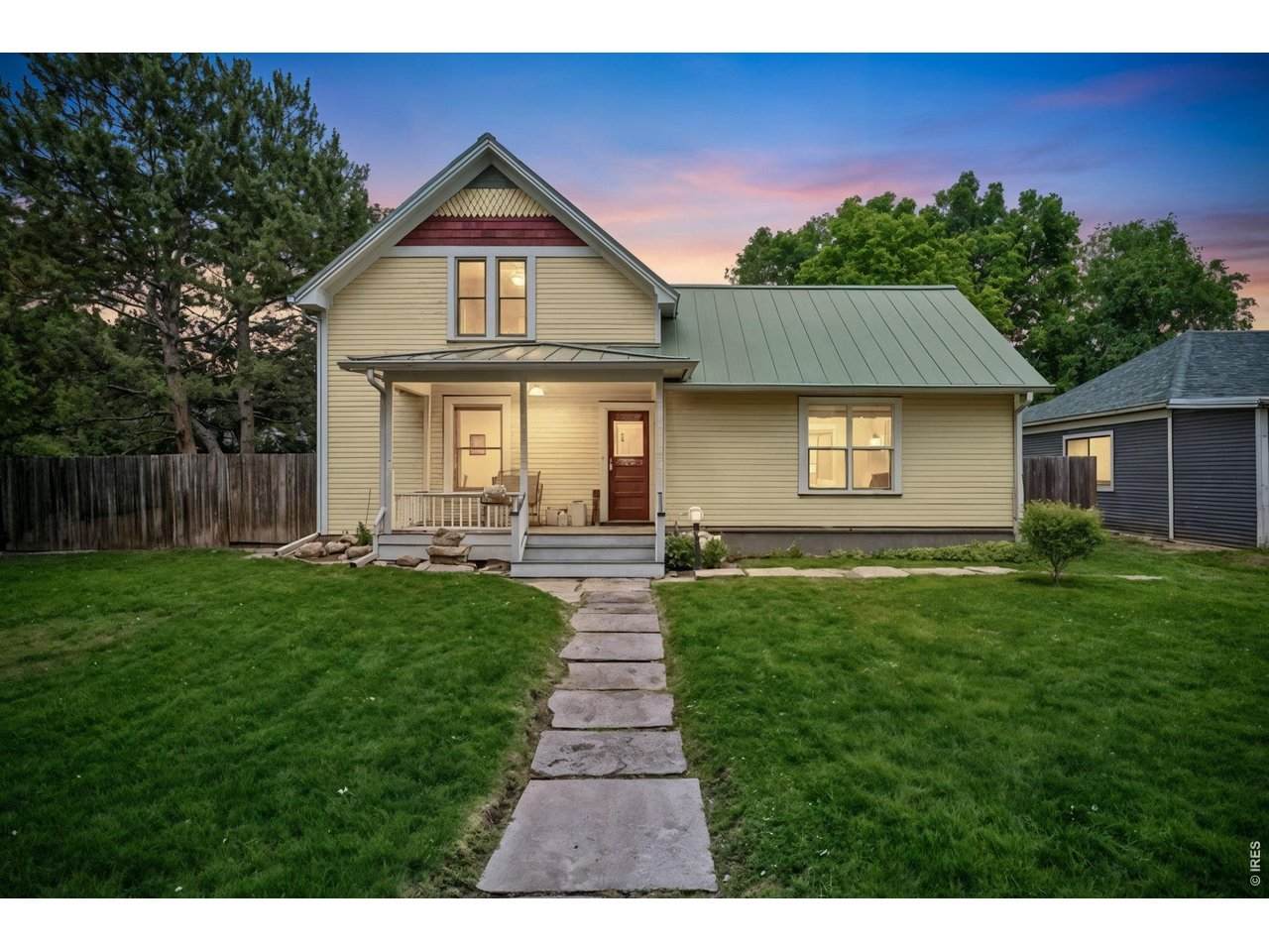 301 Whitcomb St - Photo 1