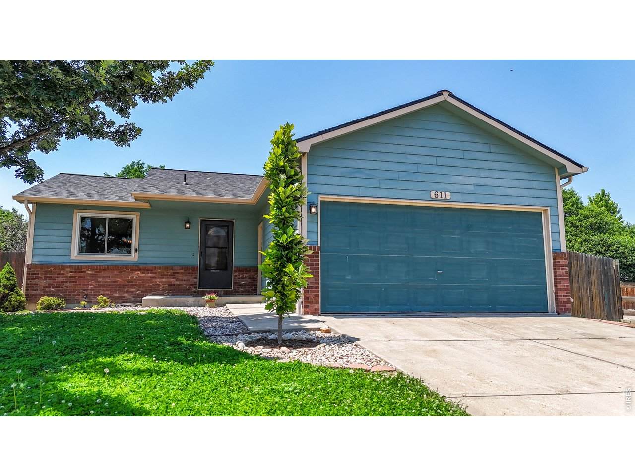 611 Rachel Ave - Photo 1