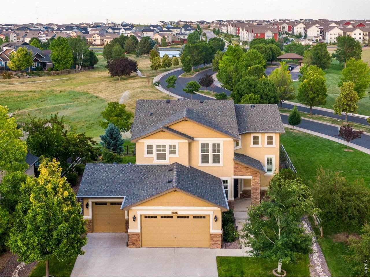 8876 Blackwood Dr - Photo 1