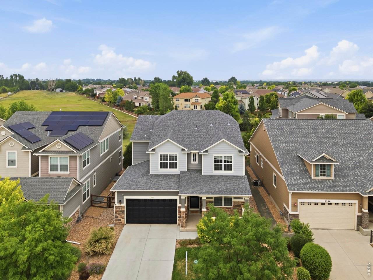 2260 Spruce Creek Dr - Photo 1