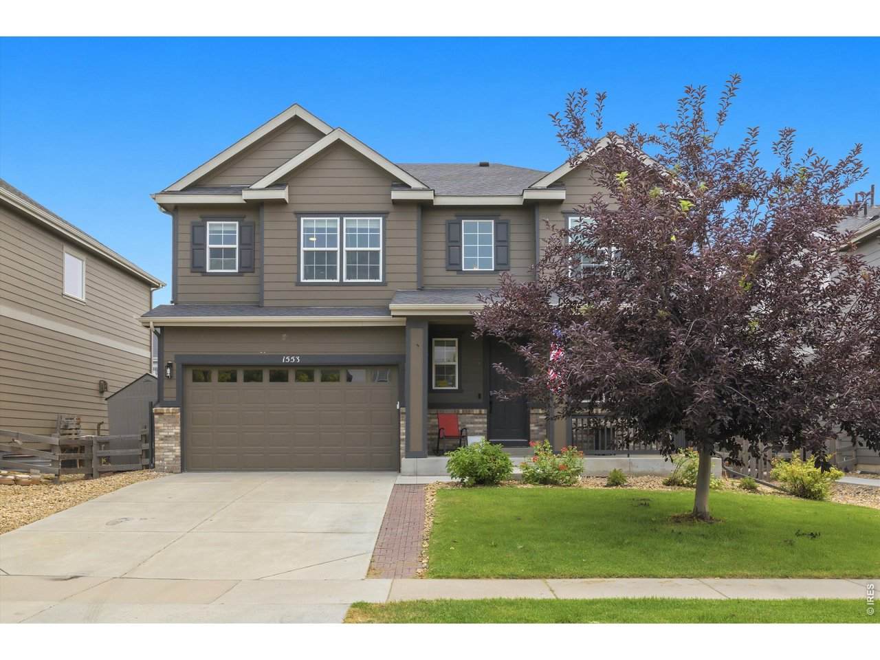 1553 Grand Ave - Photo 1