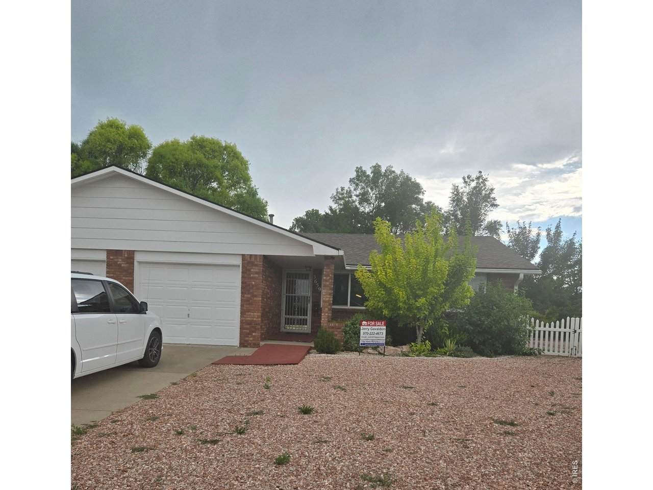 3659 Butternut Dr - Photo 1