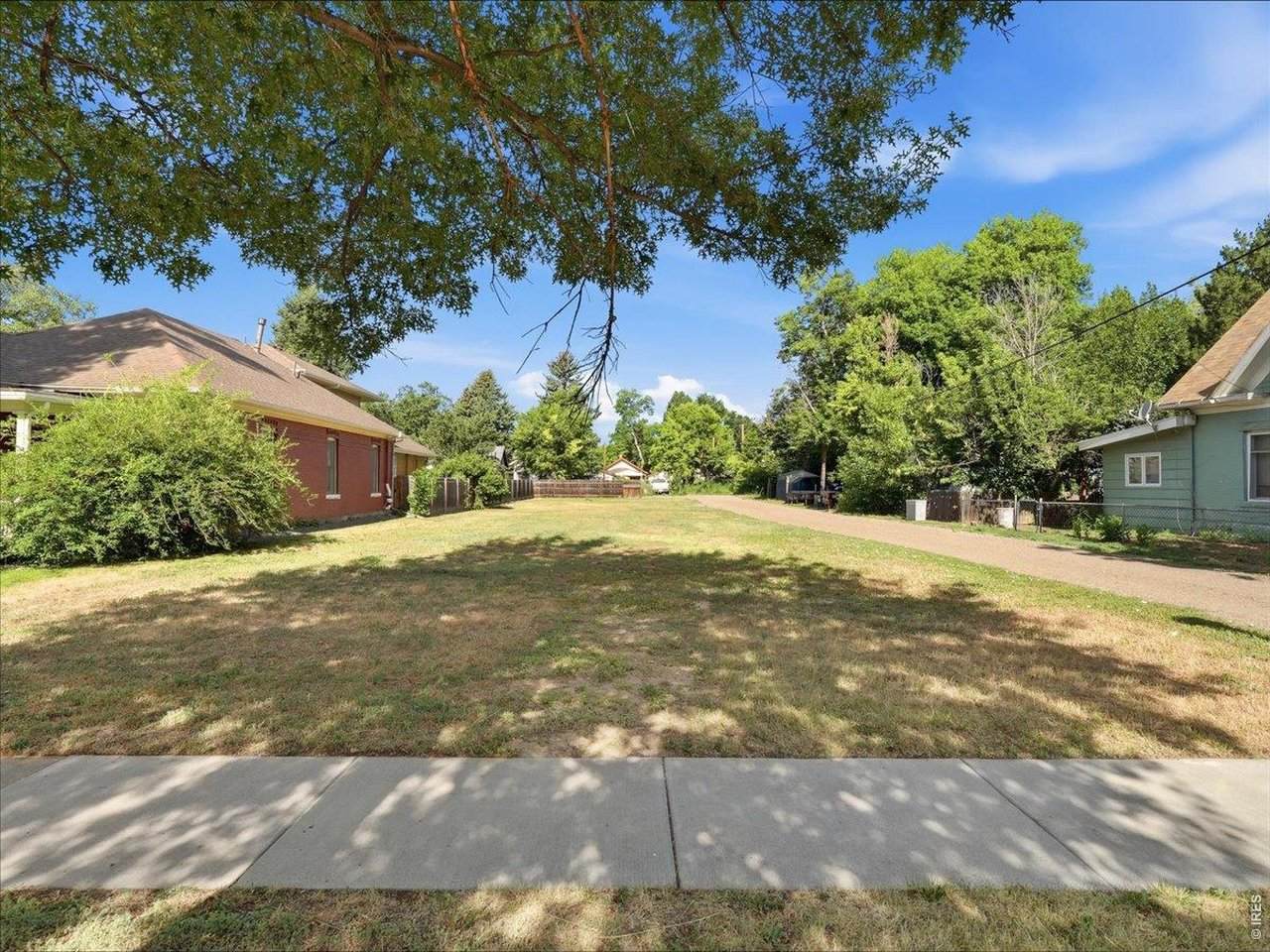 127 Grant Ave - Photo 1