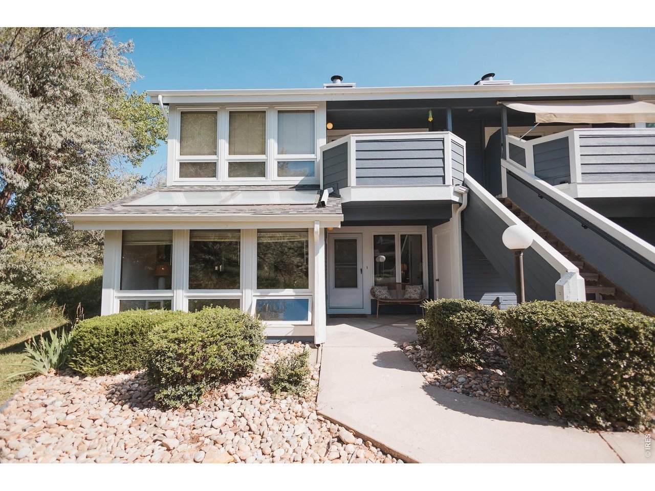 3737 Landings Dr - Photo 1
