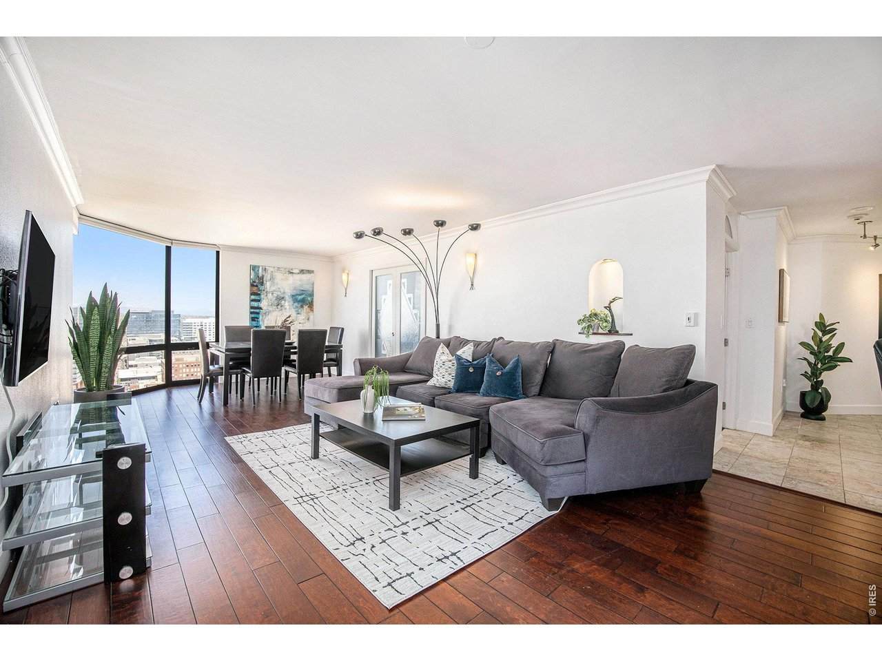 1625 Larimer St - Photo 1