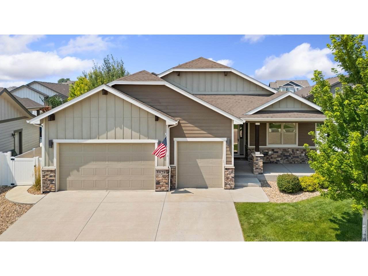 5928 Clarence Dr - Photo 1