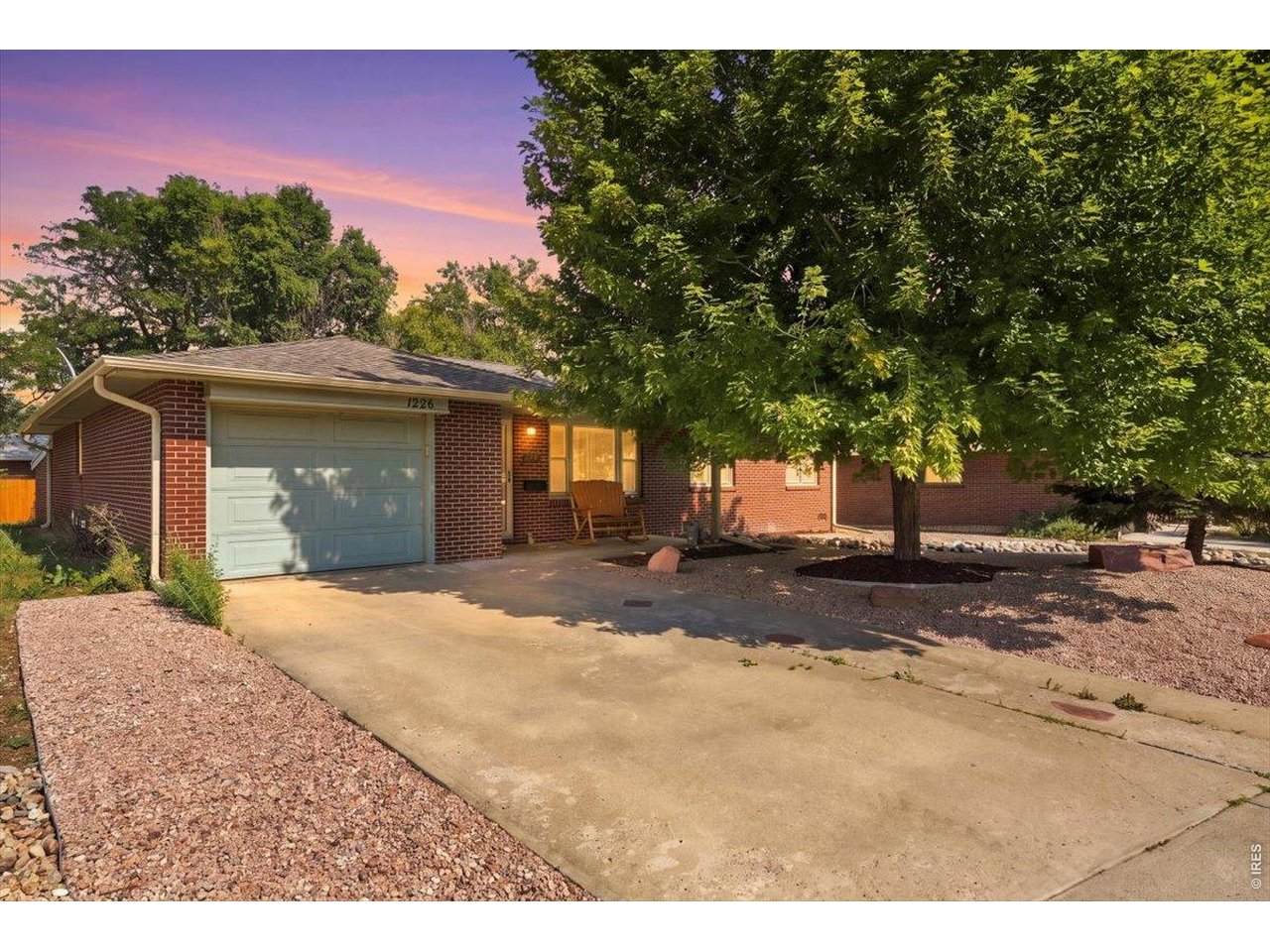 1226 Linden St - Photo 1