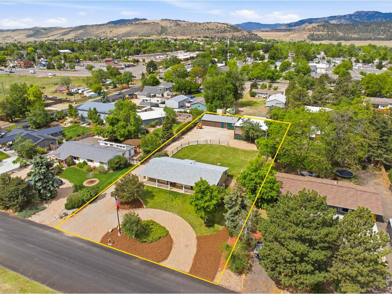 3909 Goodell Ln - Photo 1