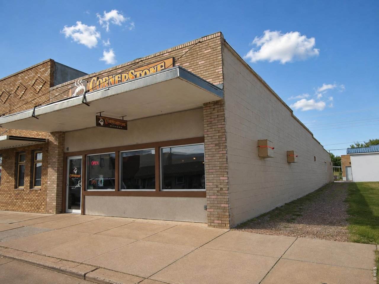 173 Main Ave - Photo 1