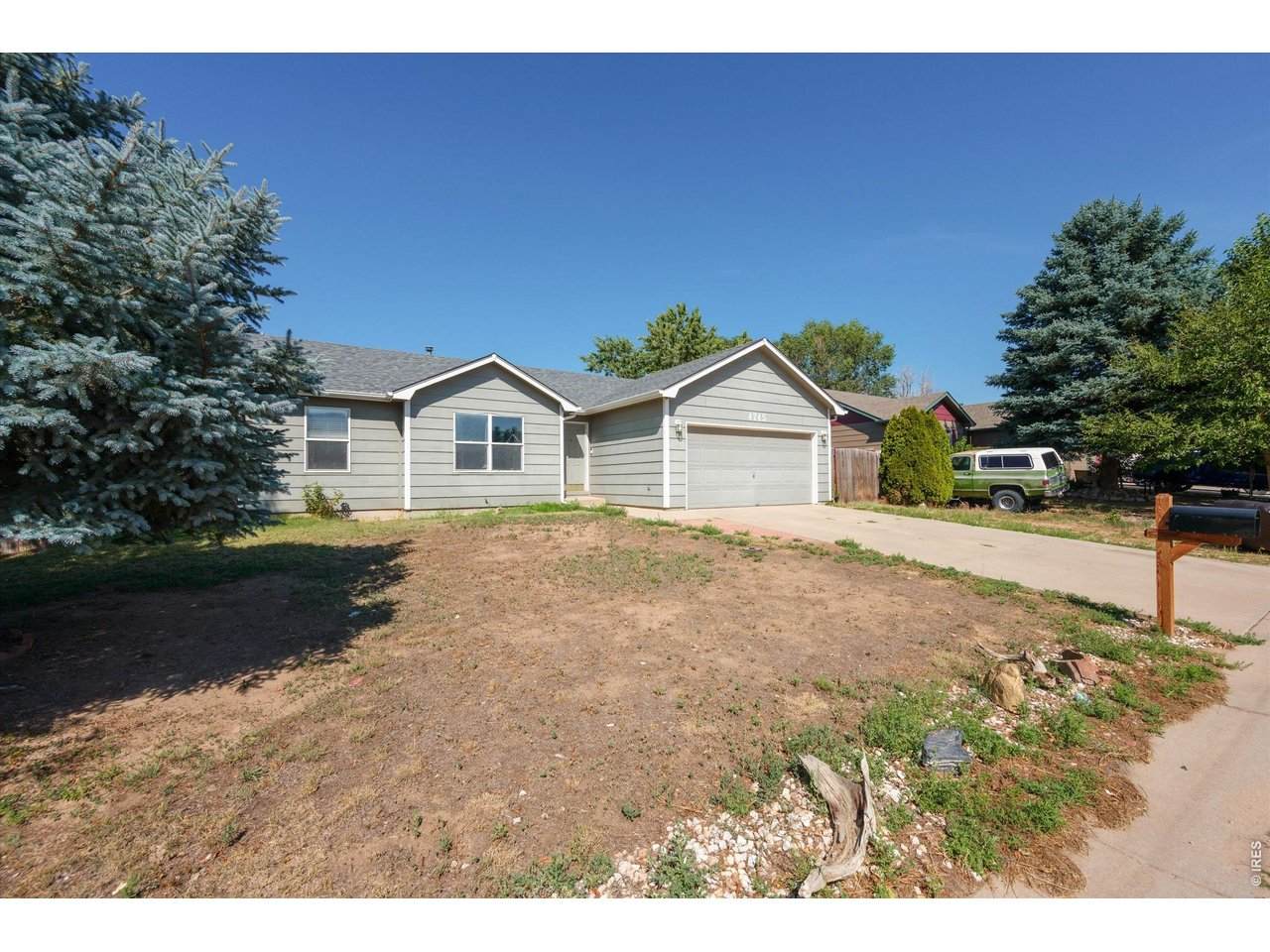 4745 Everglade Ct - Photo 1