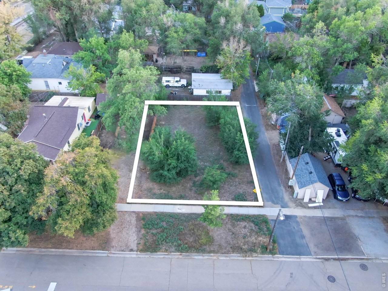 207 5th Ave - Photo 1