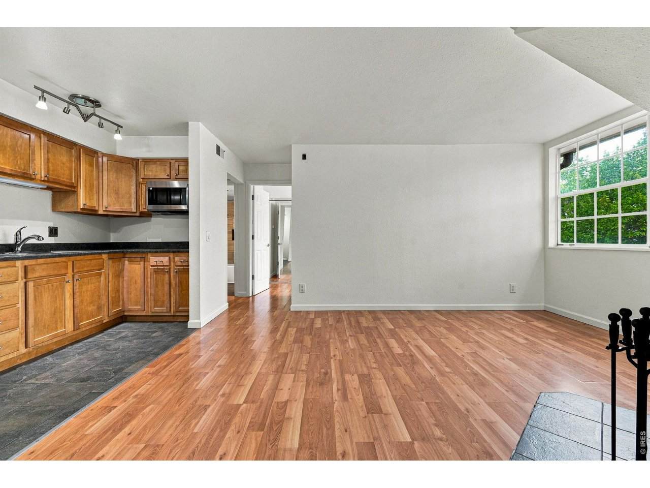 3250 Oneal Cir - Photo 1