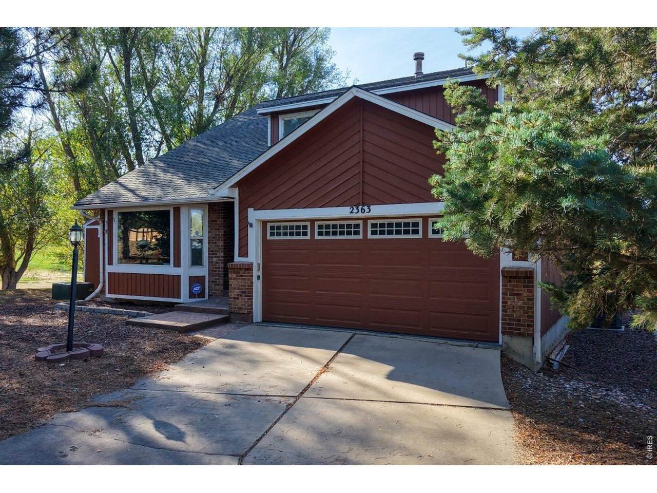 2363 118th Ave - Photo 1