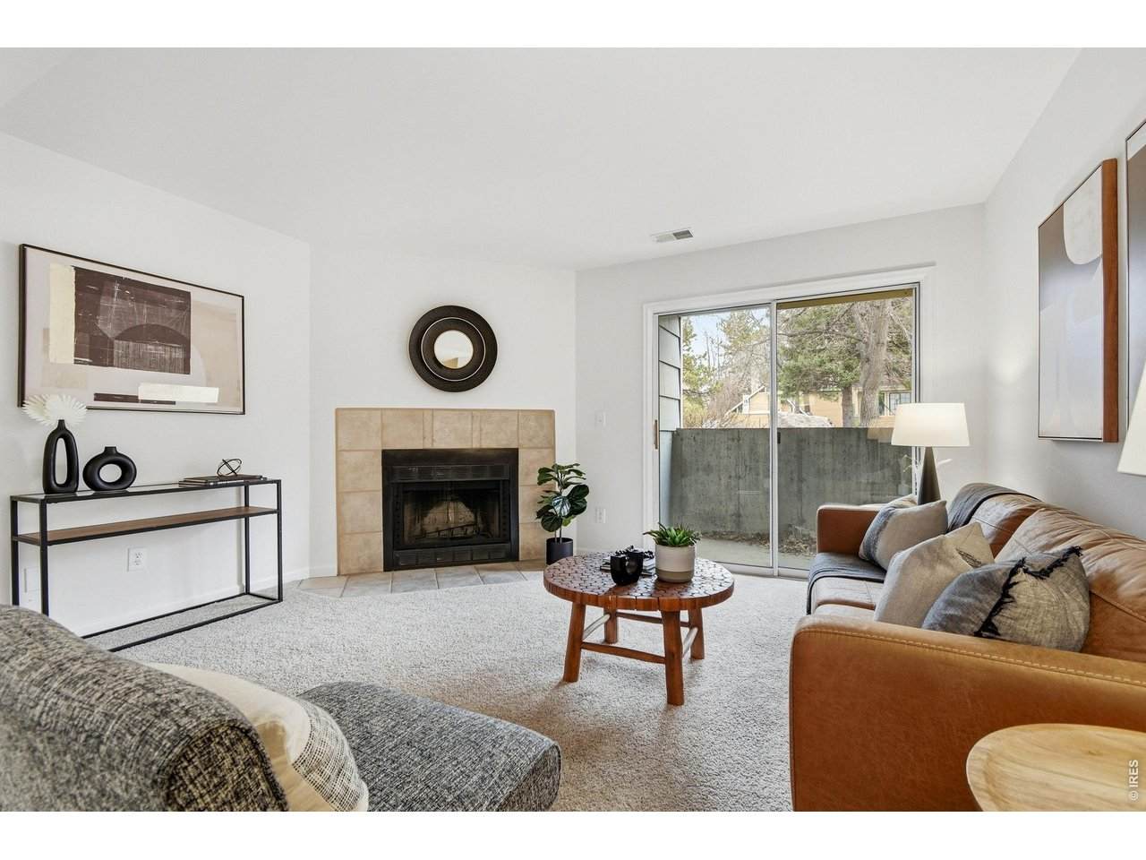 4658 White Rock Cir - Photo 1