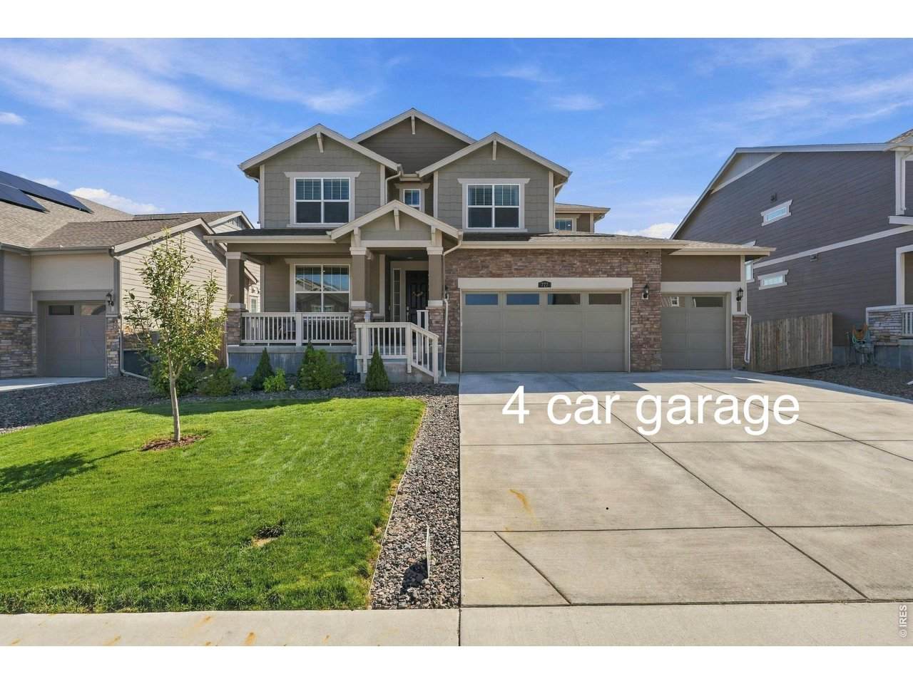 727 Columbia St - Photo 1