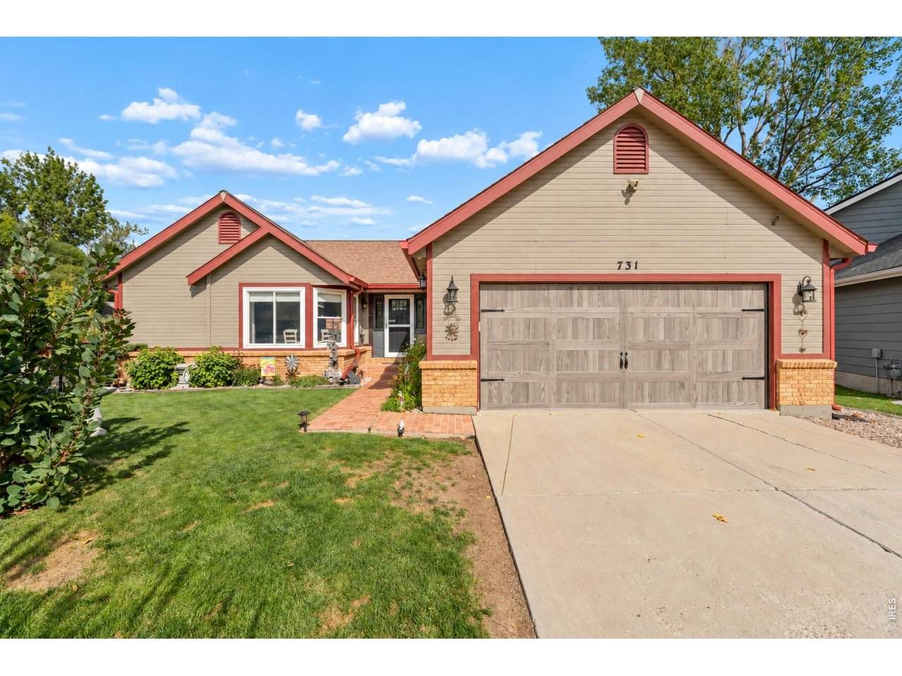 731 Marigold Ln - Photo 1