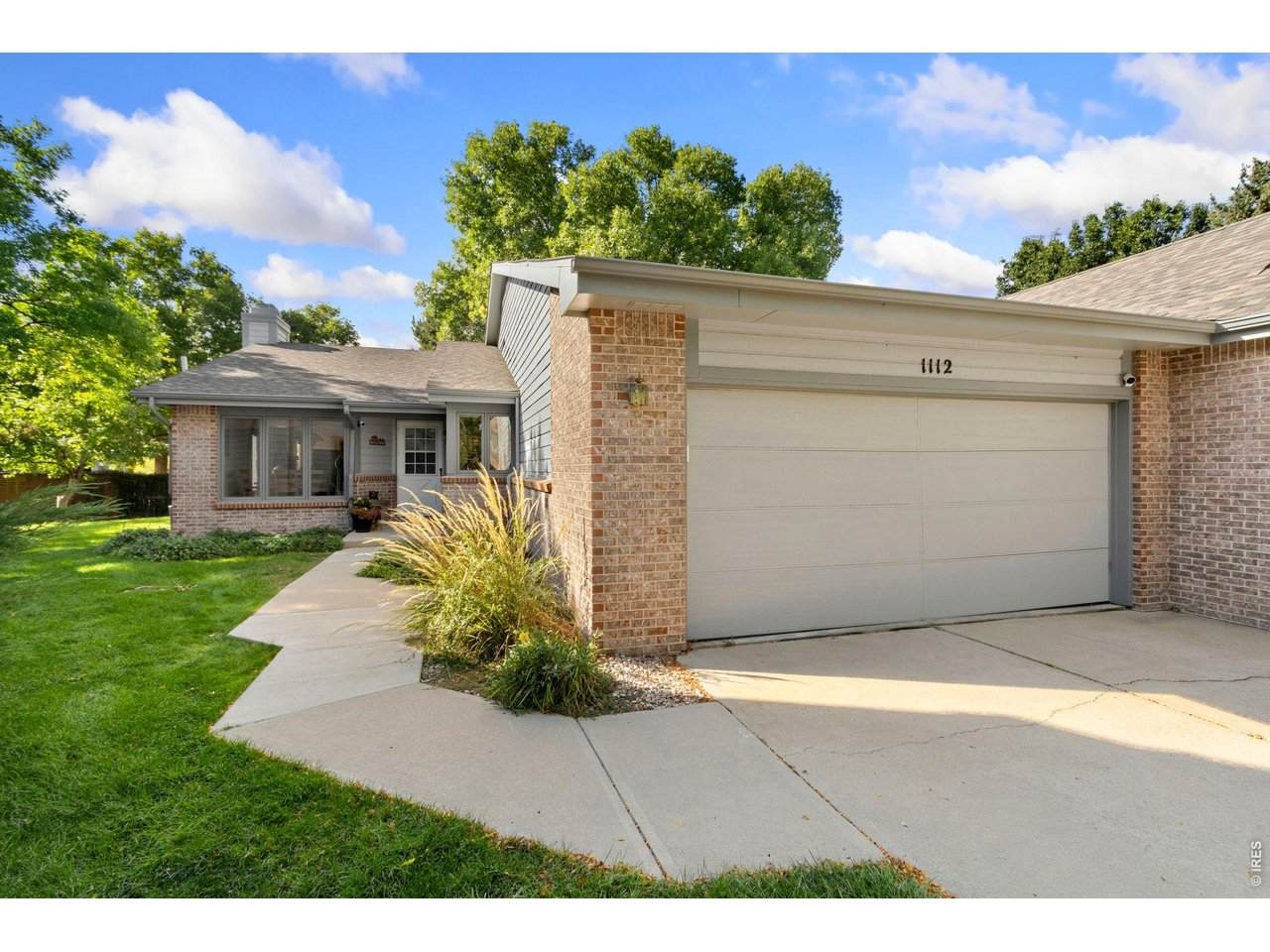 1112 Spanish Oak Ct - Photo 1