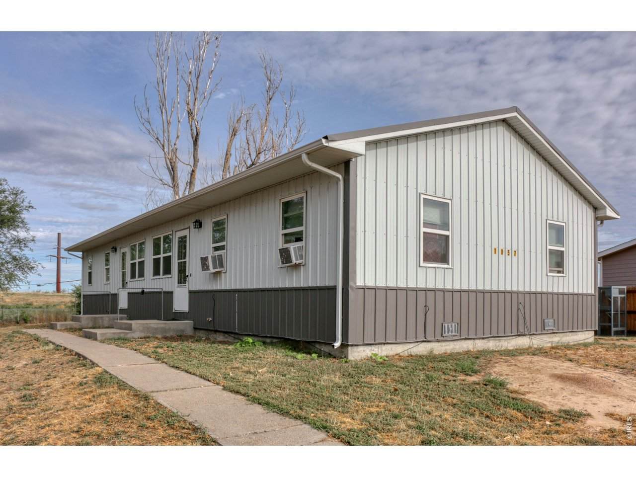 1057 Williams St - Photo 1