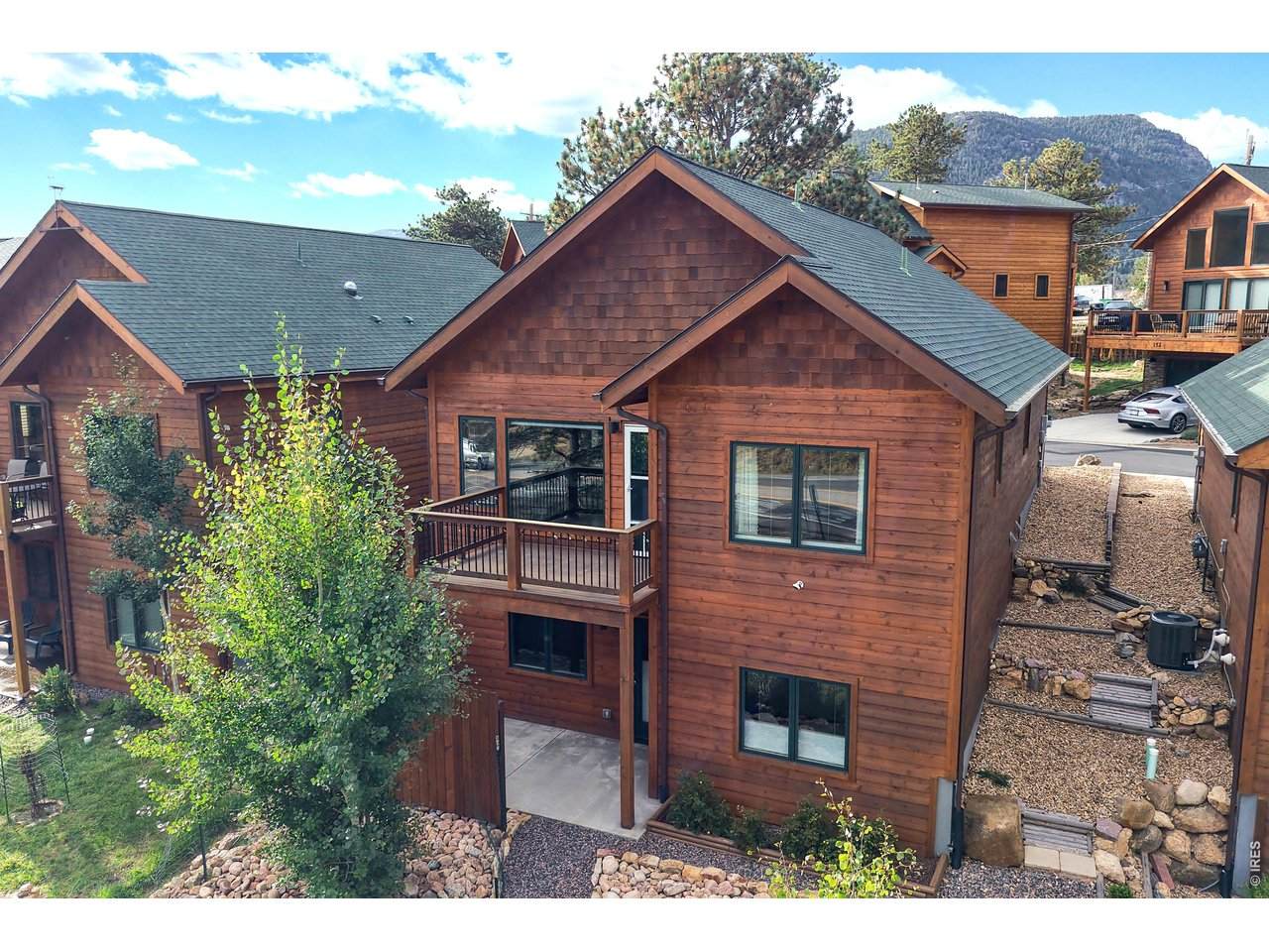 151 Willowstone Dr - Photo 1