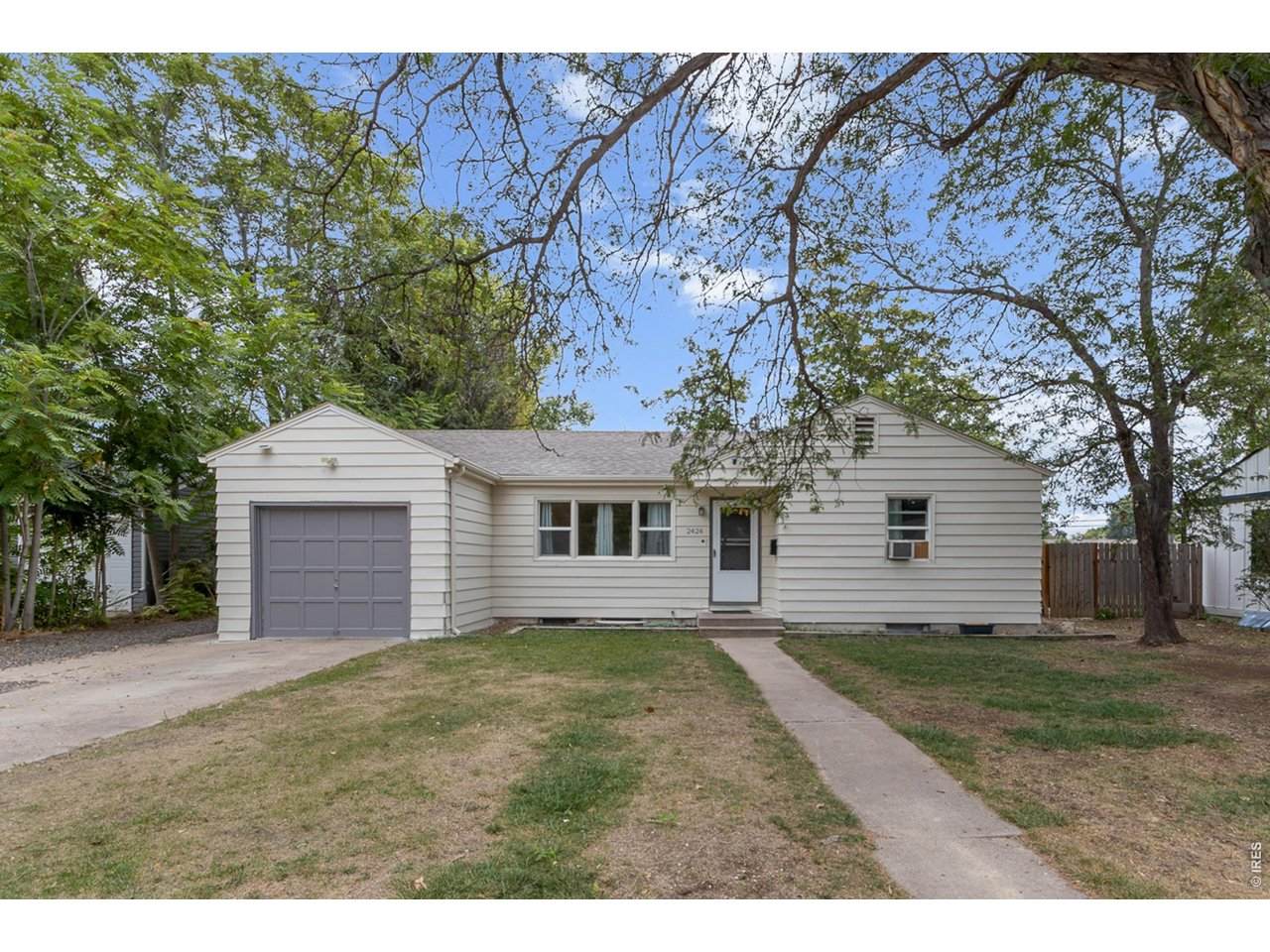 2424 14th Ave Ct - Photo 1
