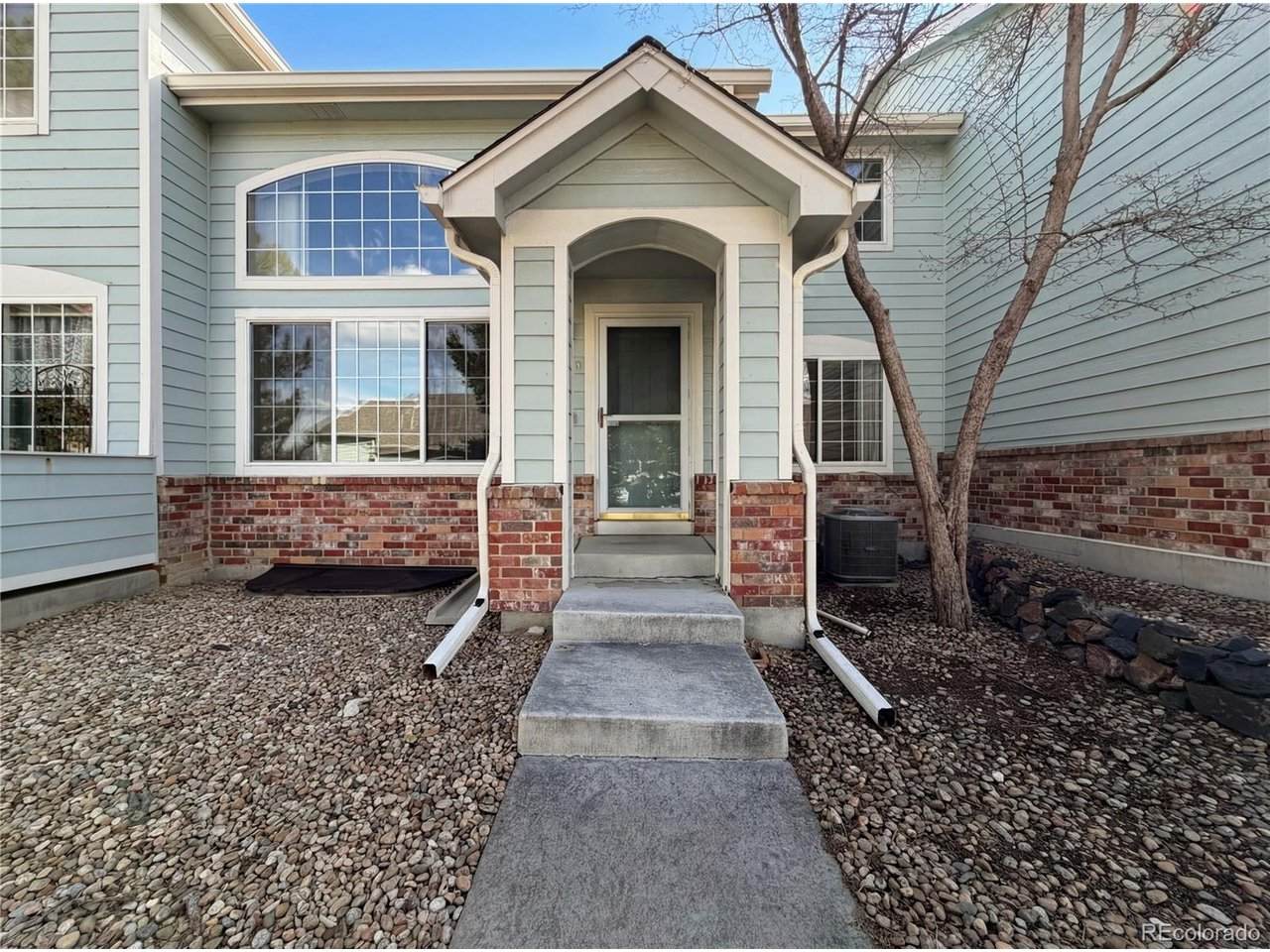 9580 Brentwood Way - Photo 1