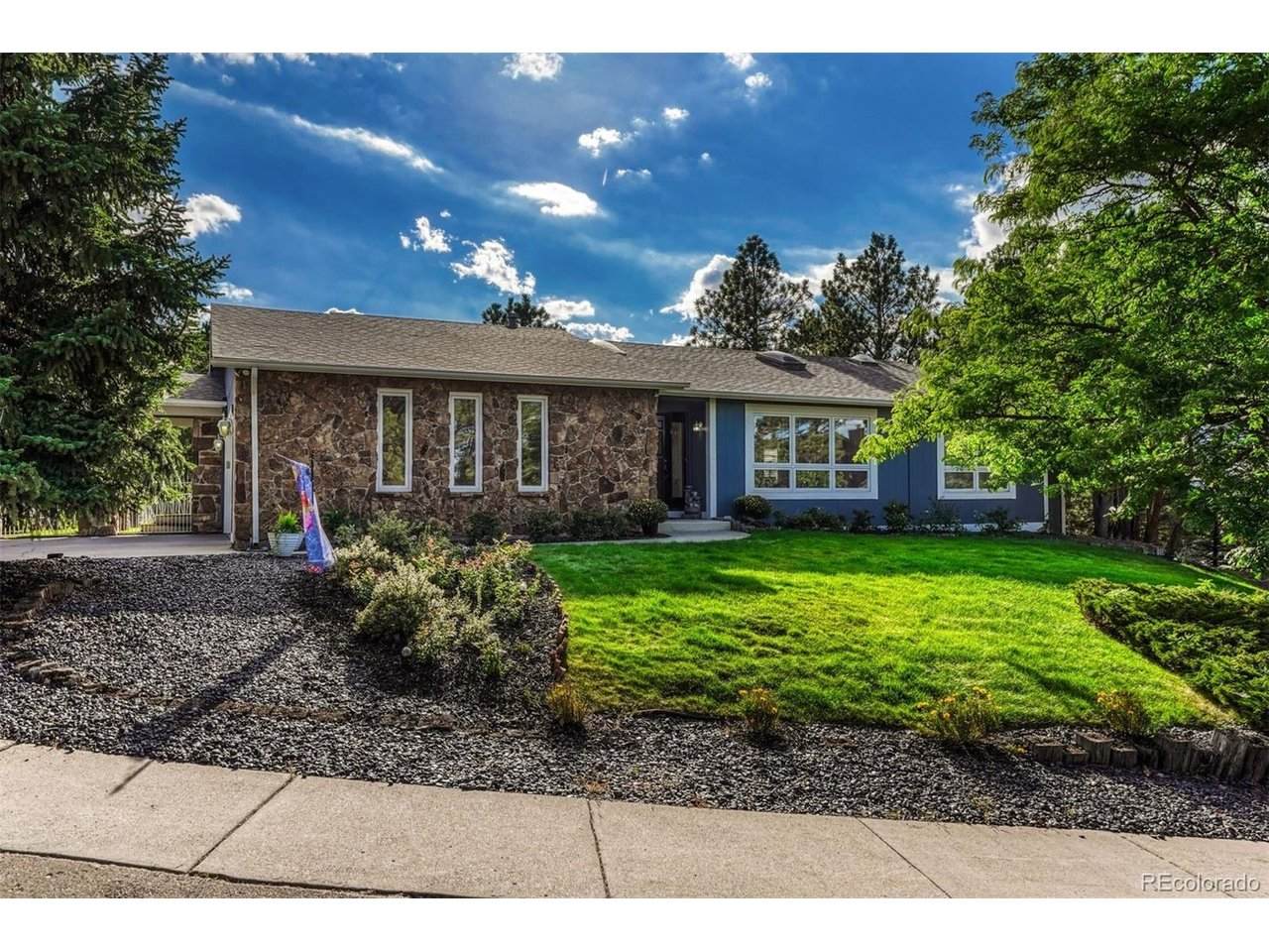 1602 Vickers Dr - Photo 1