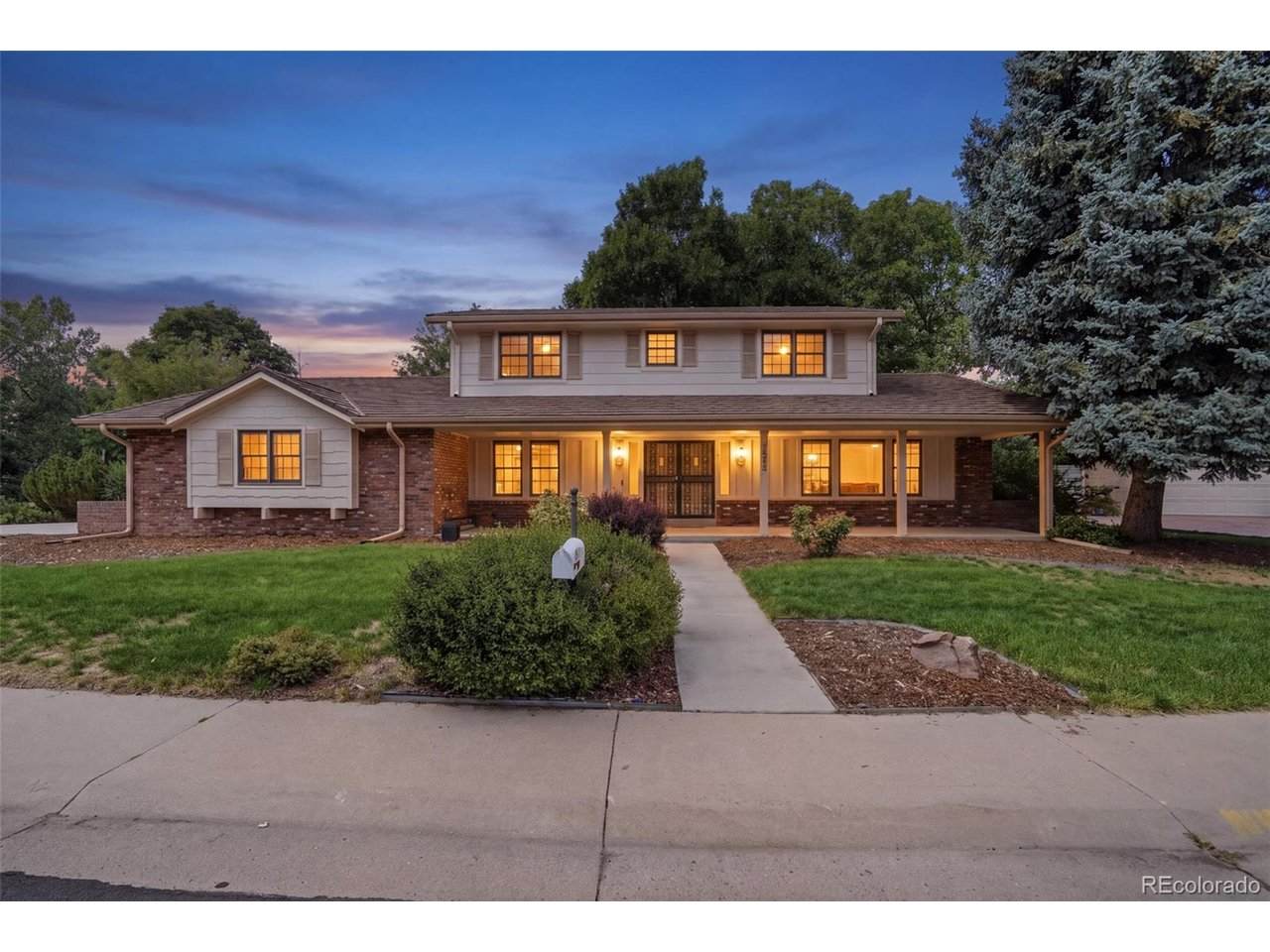 4075 Poplar Way - Photo 1