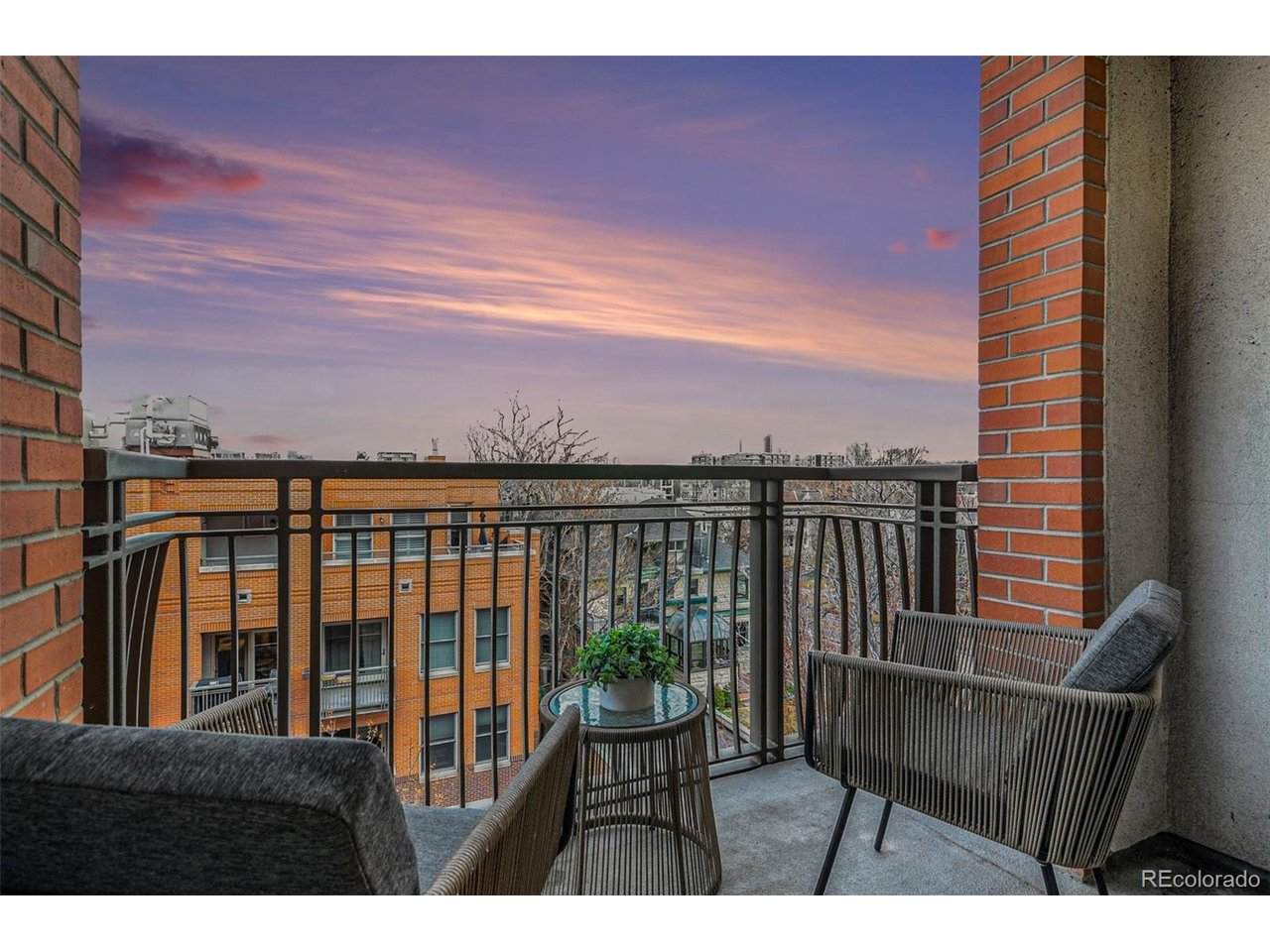 1630 Clarkson St - Photo 1