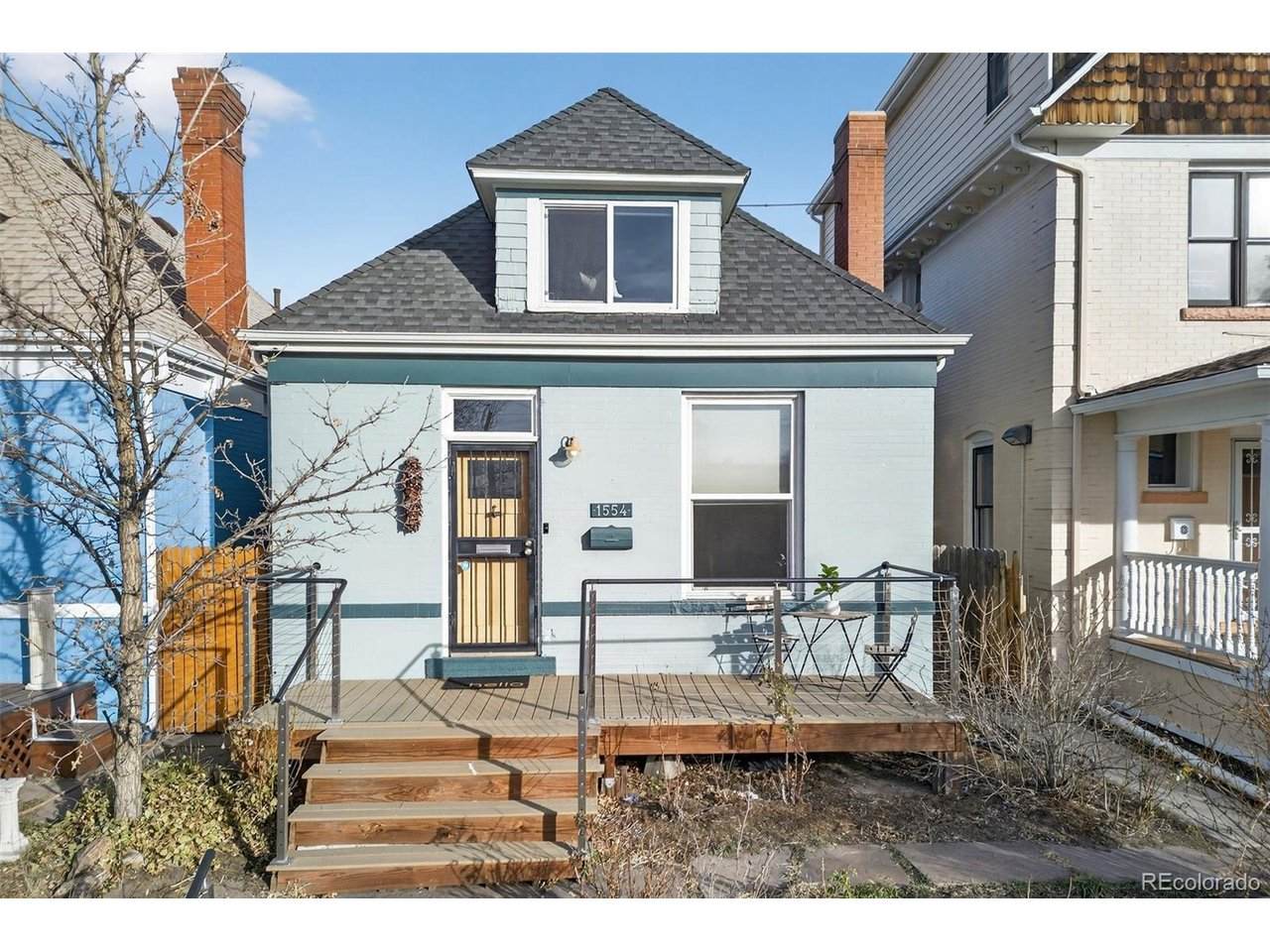 1554 Marion St - Photo 1