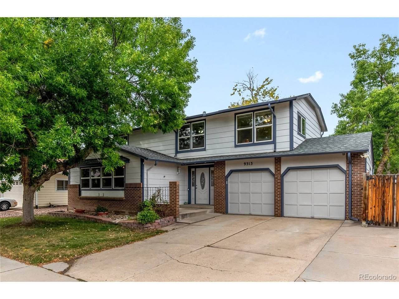 9313 91st Pl - Photo 1