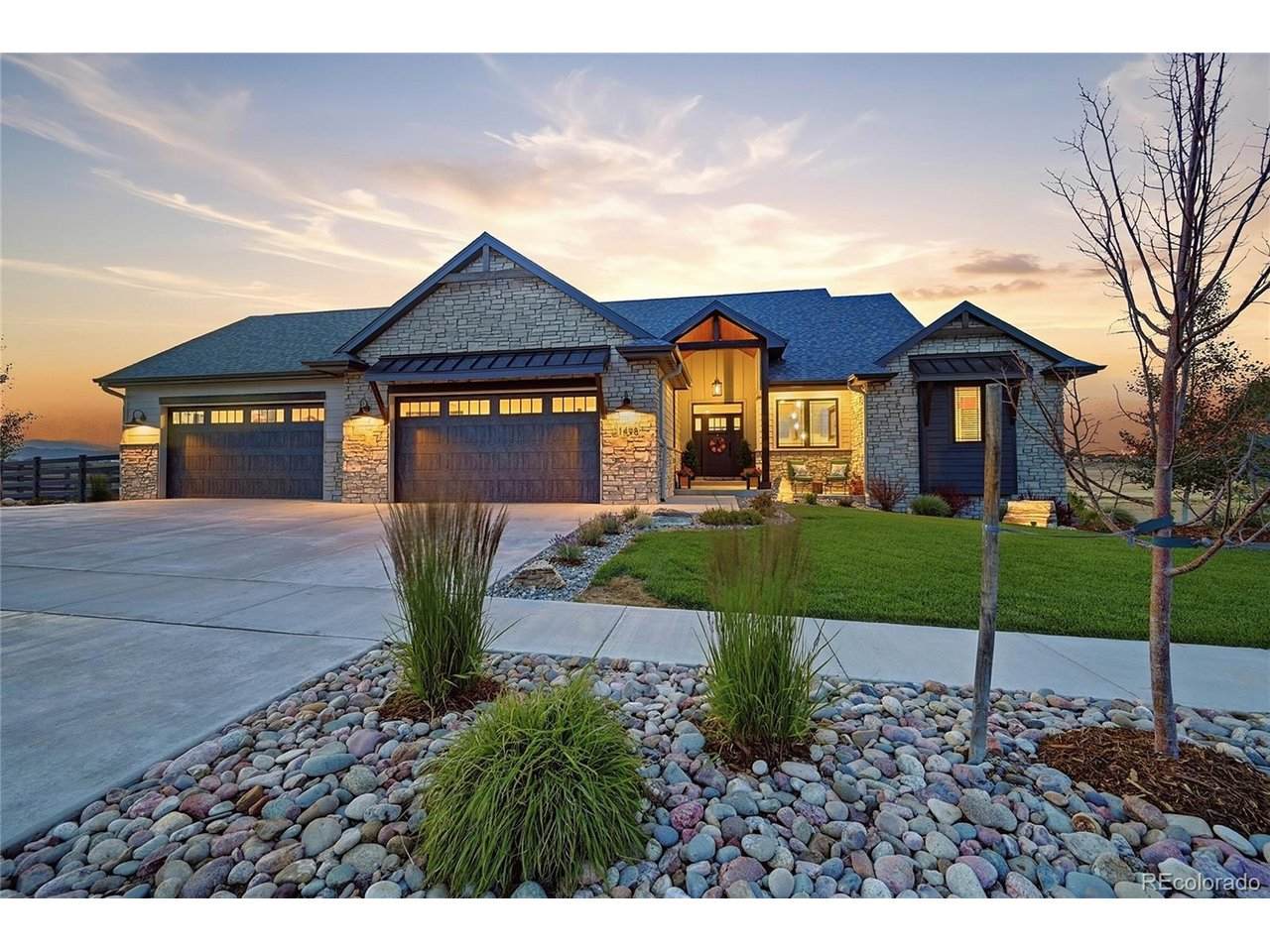 1498 Art Dr - Photo 1