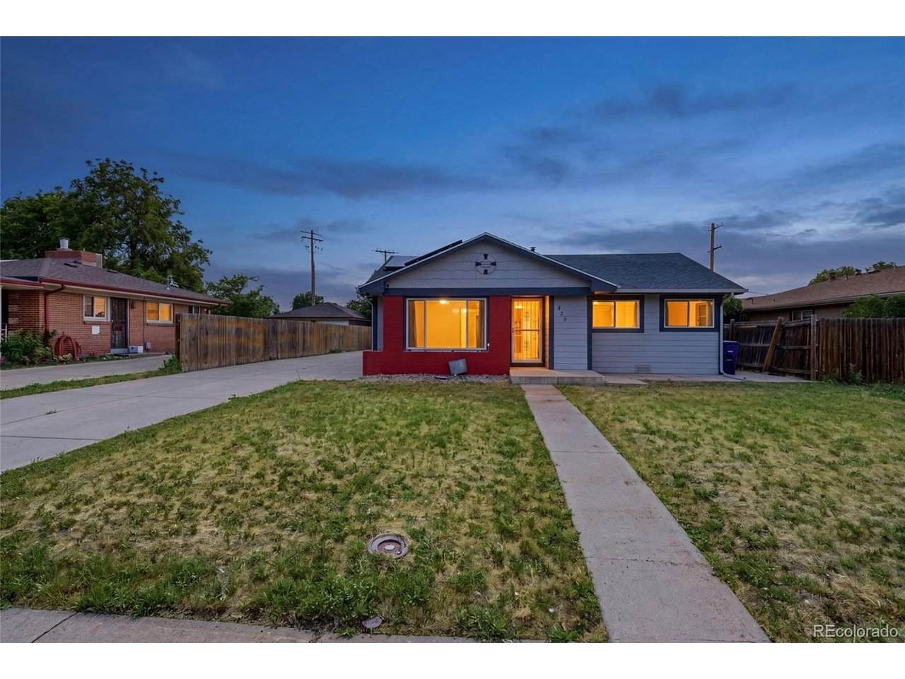 485 Zenobia St - Photo 1