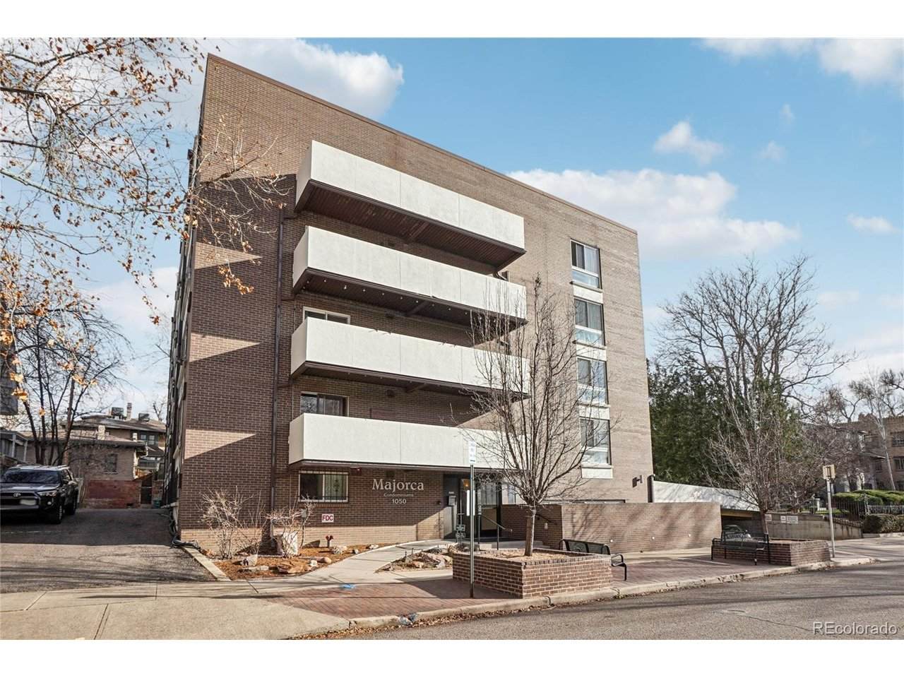 1050 Lafayette St - Photo 1