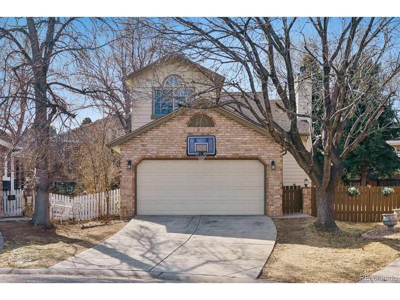 529 Chiswick Cir - Photo 1