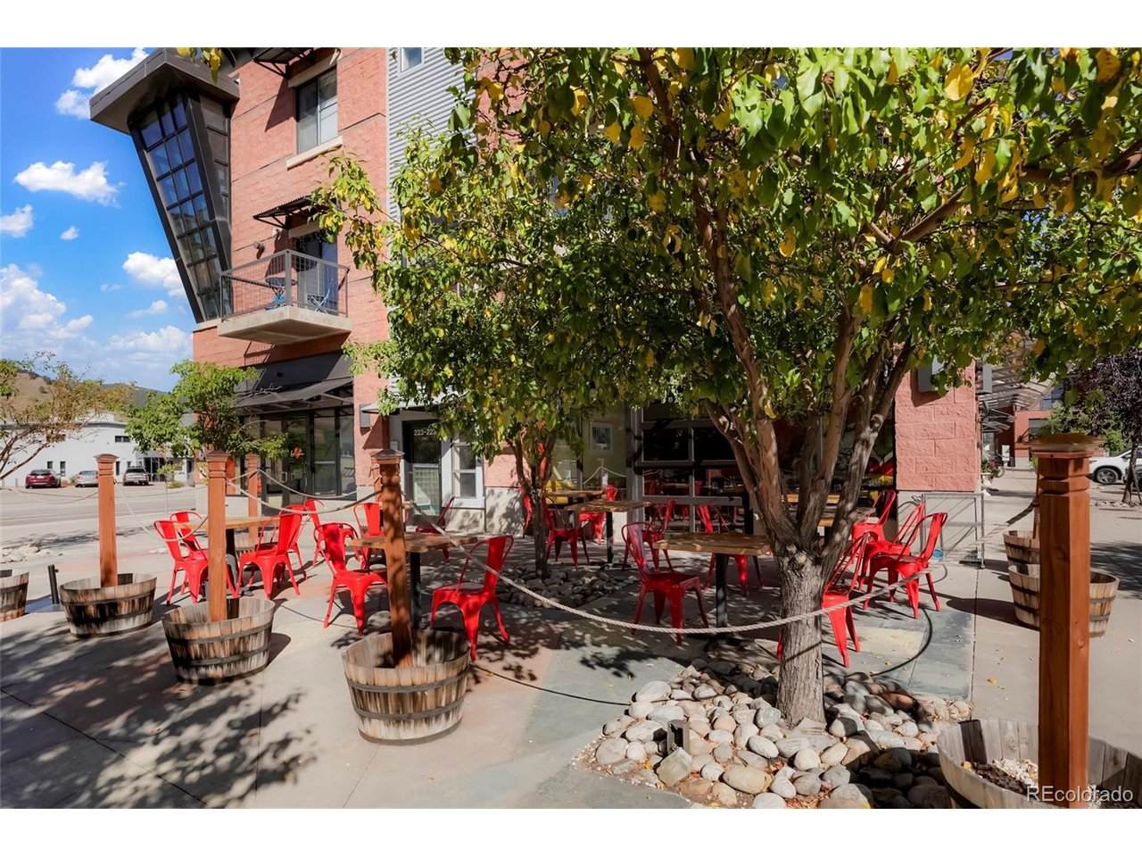 4520 Broadway St - Photo 1