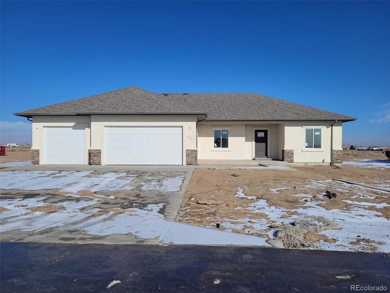 697 Cabaret Dr - Photo 1