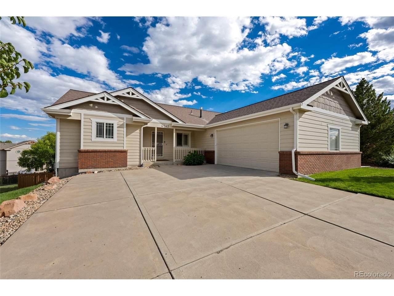 4542 Obrien Dr - Photo 1